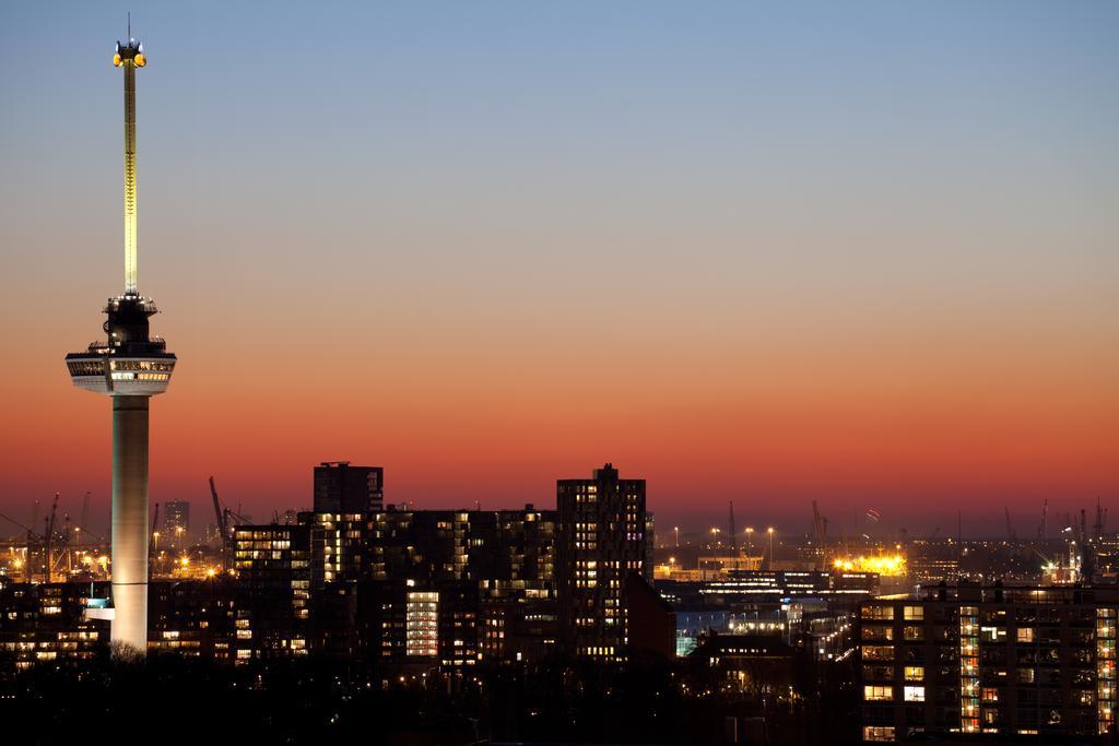 Euromast Hotel Rotterdam Bagian luar foto